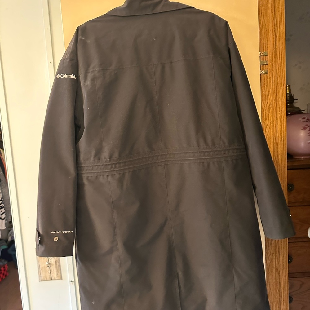 Columbia omni-tech size L jacket